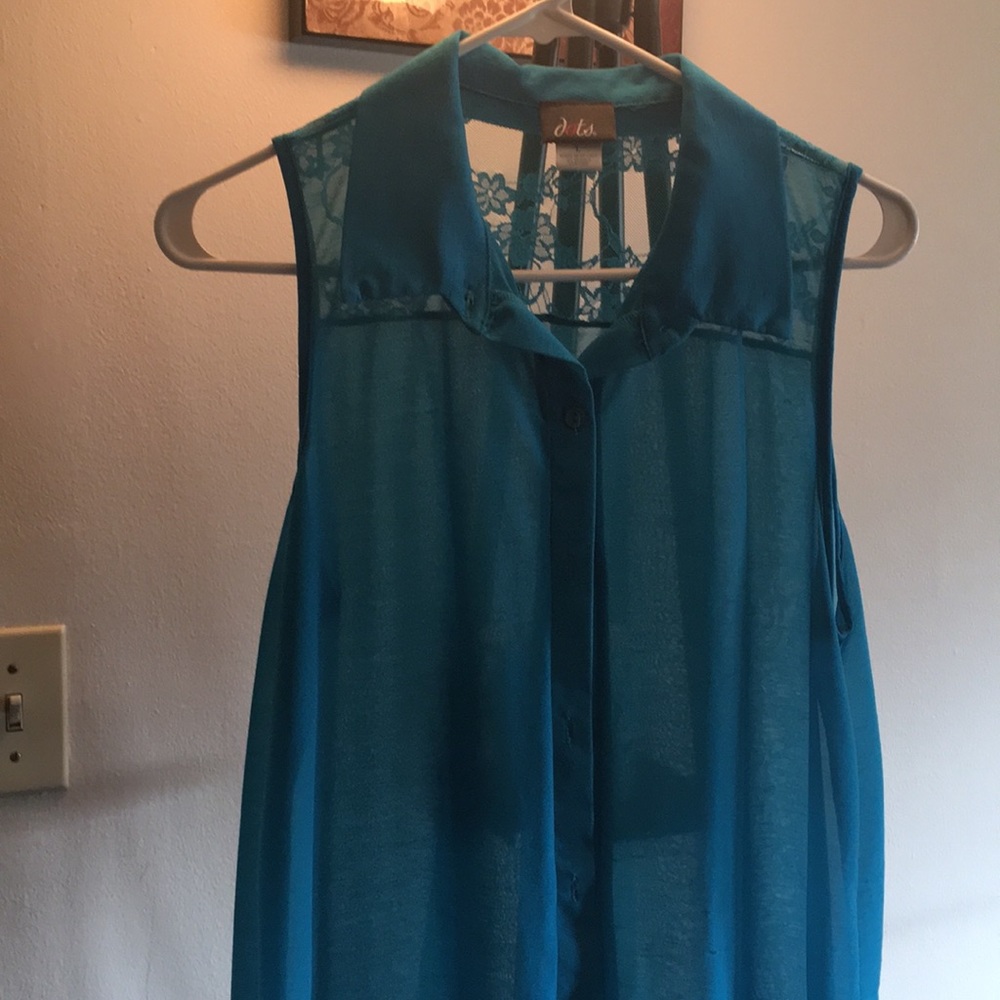 Woman top